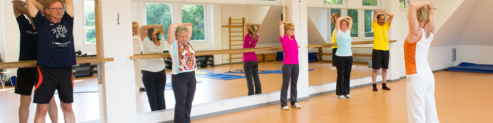 Fitness Kurs Turnhalle Gruppe